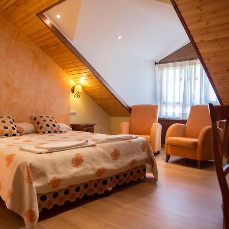 Casa Rural Portal De Numancia Ll Garray 外观 照片