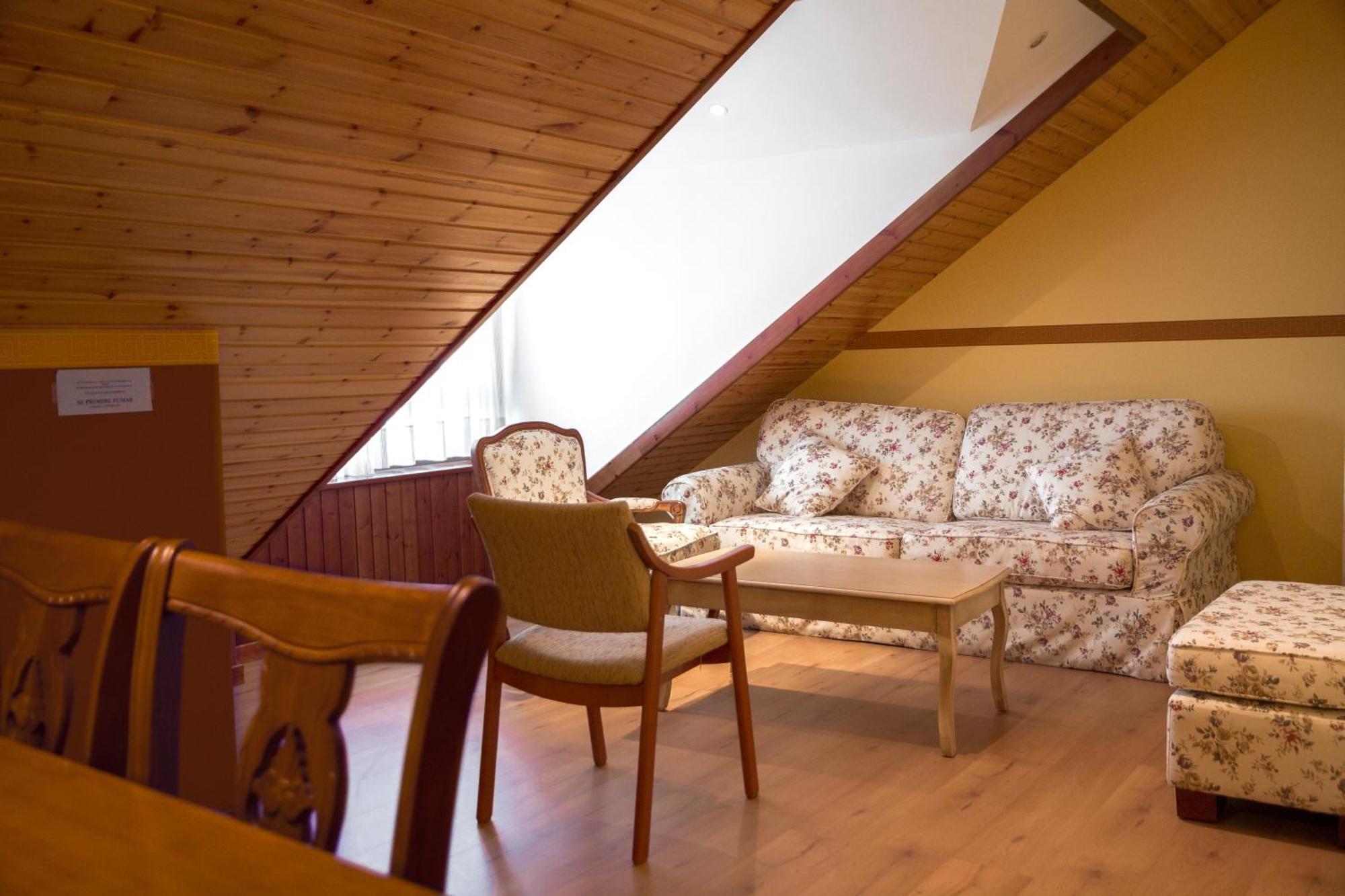Casa Rural Portal De Numancia Ll Garray 外观 照片